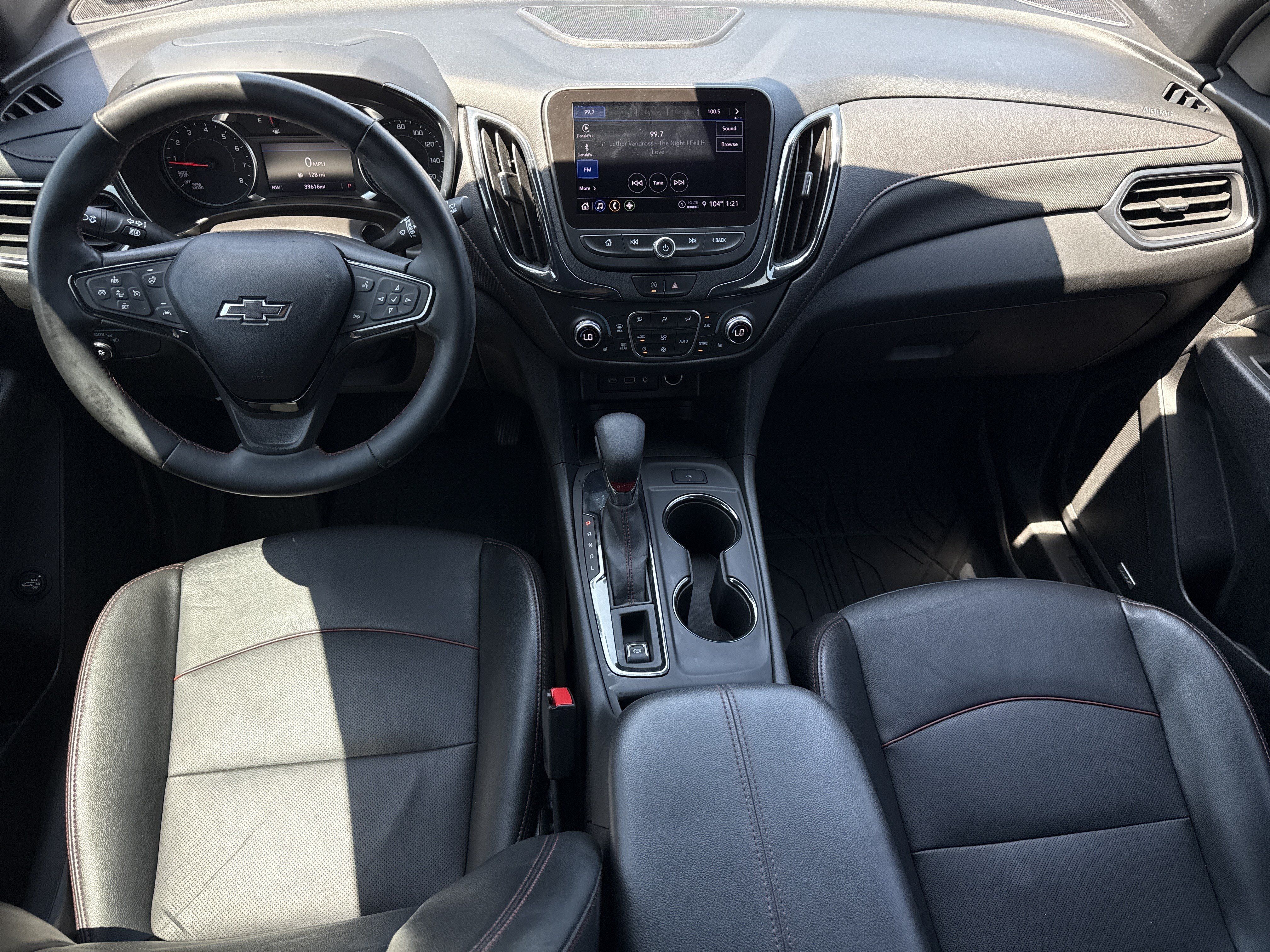 Used 2023 Chevrolet Equinox RS w/ RS Leather Package FWD image 35
