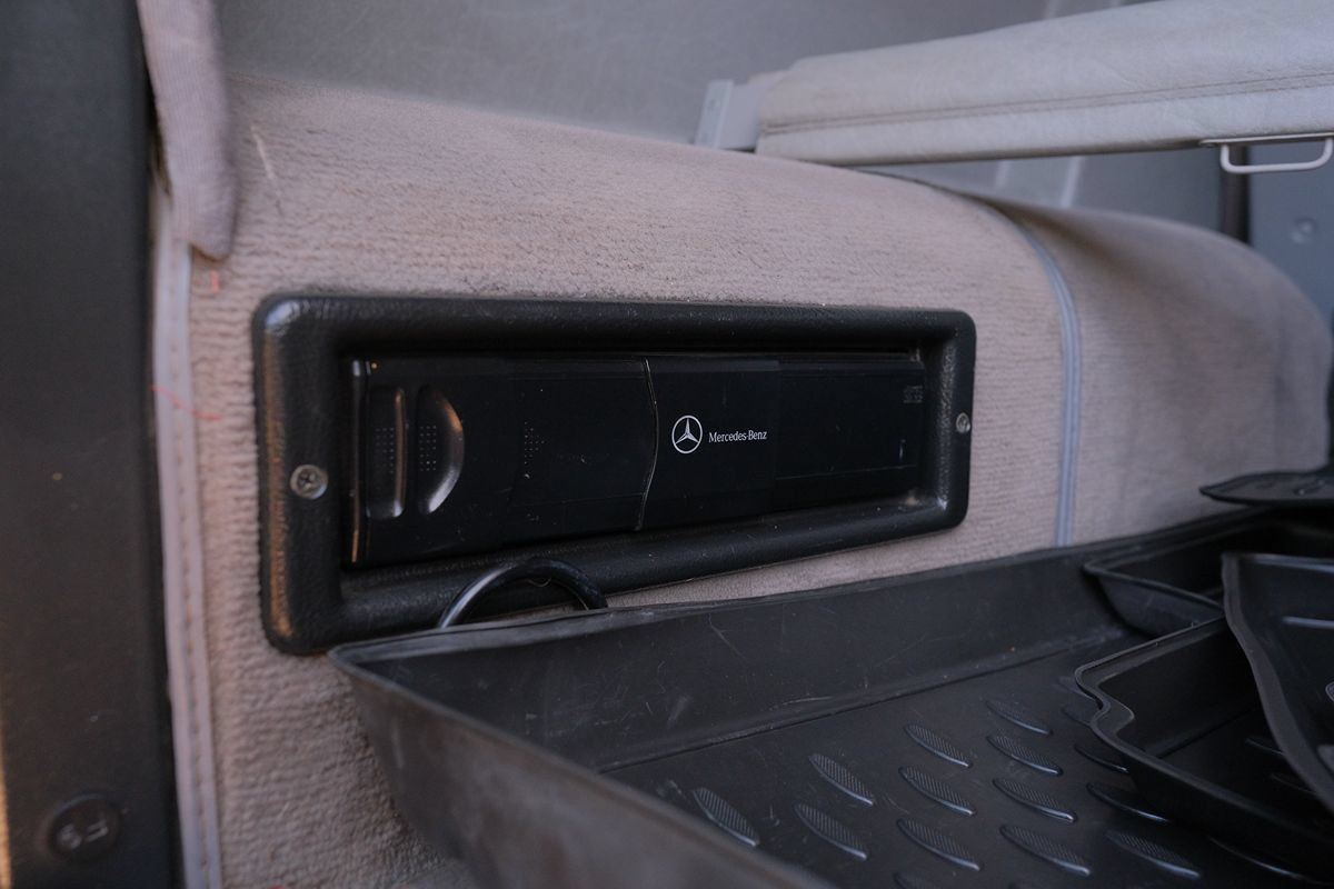 Used 2004 Mercedes-Benz G 500 image 37