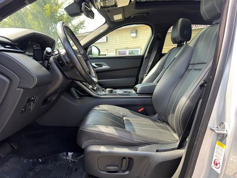 Used 2018 Land Rover Range Rover Velar S AWD/4WD image 18