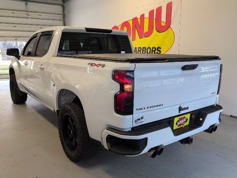Used 2023 Chevrolet Silverado 1500 RST w/ Convenience Package II AWD/4WD image 40