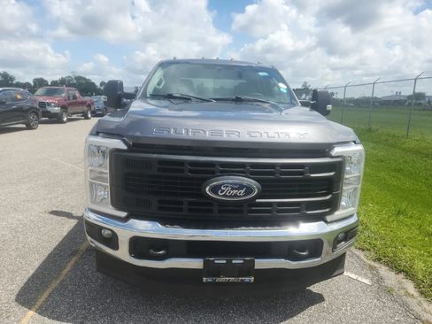 Used 2023 Ford F350 XL w/ 360-Degree Camera Package AWD/4WD image 2