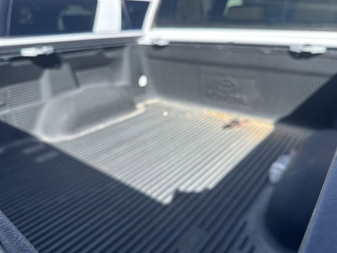 Used 2015 Toyota Tundra Limited w/ Limited Premium Package image 5