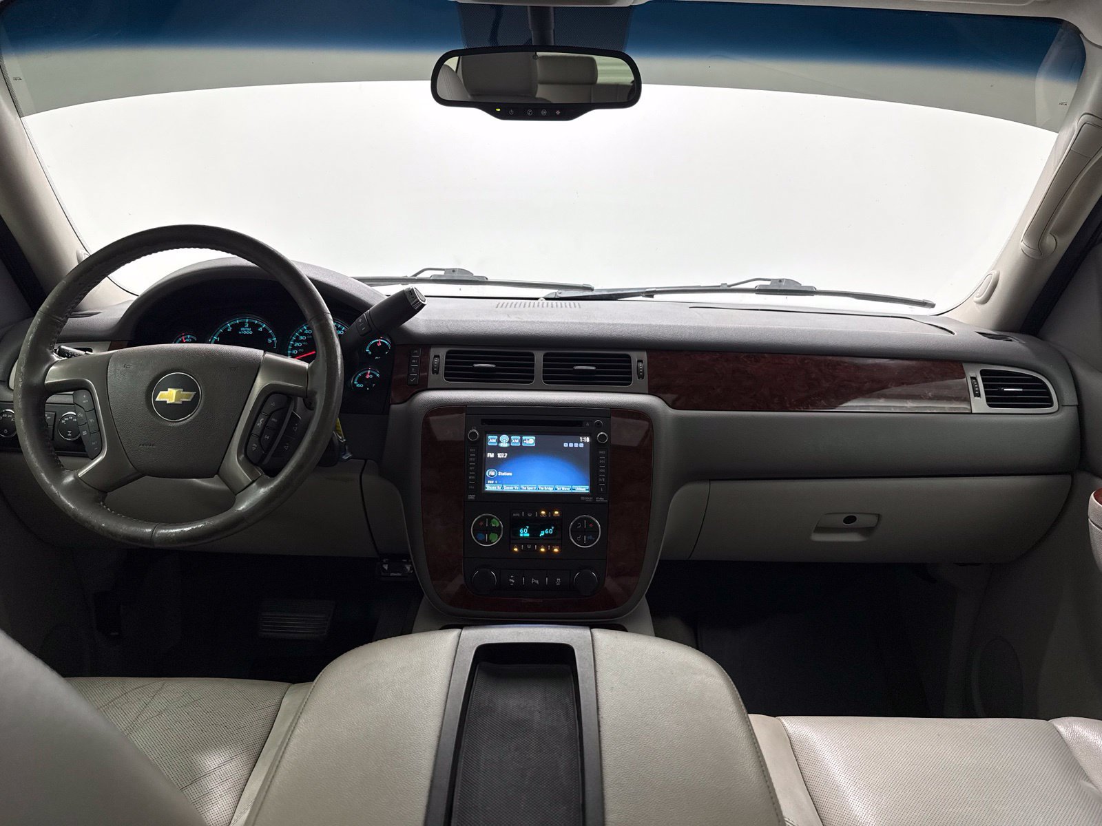 Used 2012 Chevrolet Tahoe LTZ AWD/4WD image 25