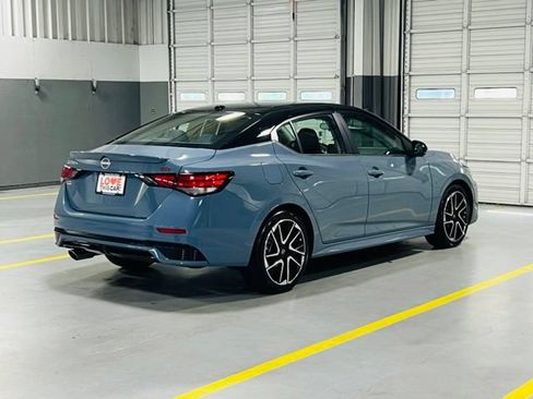 Used 2024 Nissan Sentra SR FWD image 17