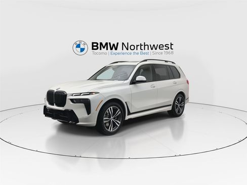 New 2026 BMW X7 xDrive40i w/ M Sport Package image 9