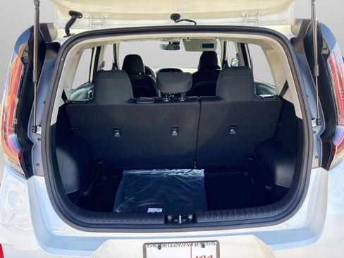 New 2025 Kia Soul LX image 12