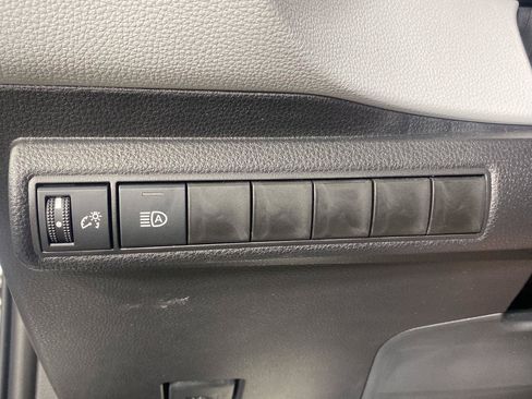 Used 2026 Toyota Corolla SE FWD image 22