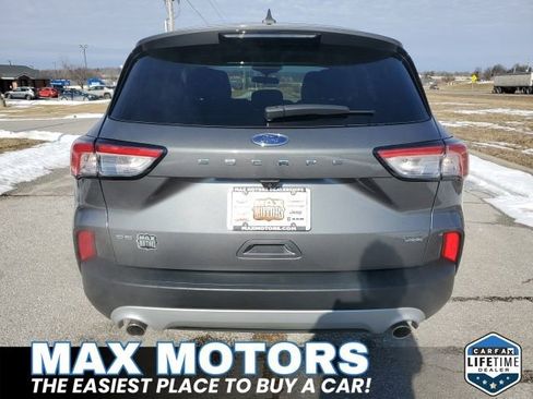 Certified 2022 Ford Escape SE image 5