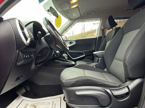 Used 2020 Kia Soul X-Line image 12