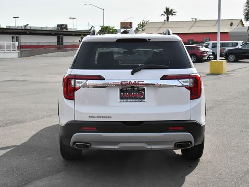 Used 2023 GMC Acadia SLT image 7
