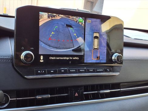 Used 2024 Mitsubishi Outlander SE image 24