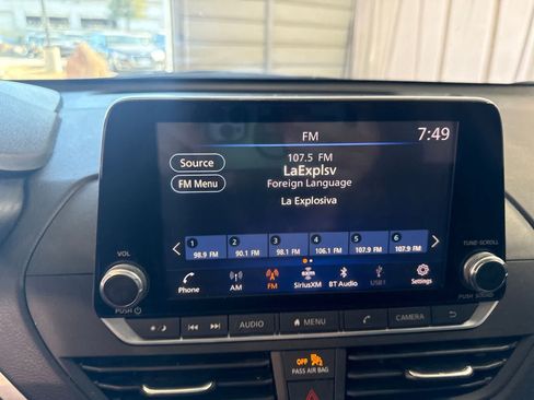 Used 2020 Nissan Altima 2.5 S FWD image 26