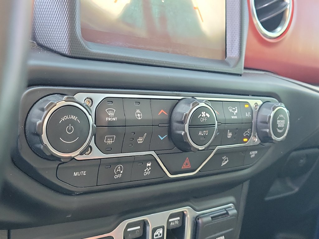 Used 2019 Jeep Wrangler Unlimited Rubicon AWD/4WD image 17