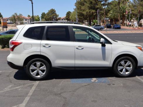 Used 2014 Subaru Forester 2.5i Limited w/ Popular Package #2 AWD/4WD image 8