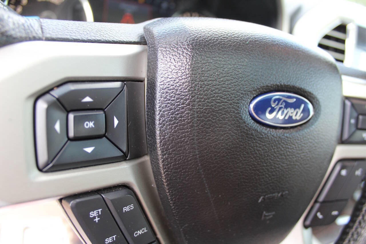 Used 2015 Ford F150 Lariat AWD/4WD image 12