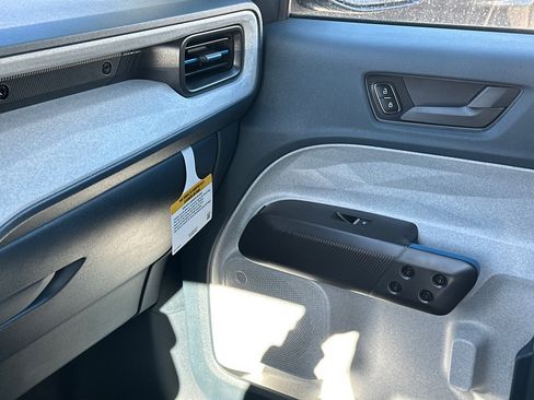 New 2025 Ford Maverick XLT w/ Equipment Group 301A image 29