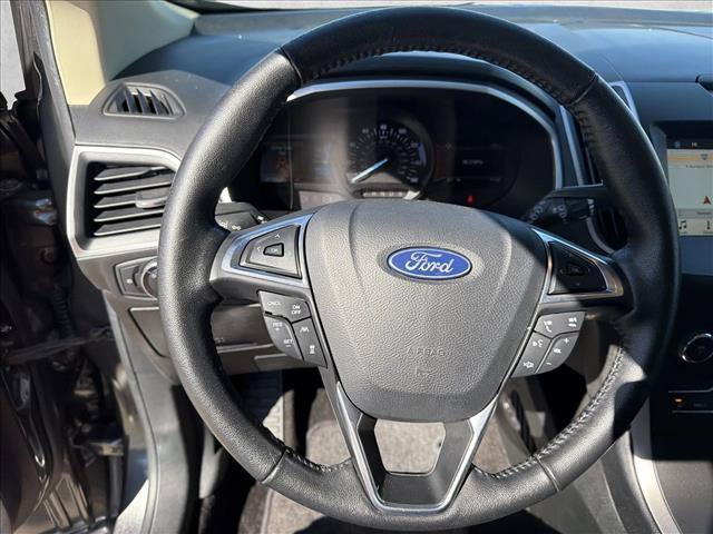 Used 2019 Ford Edge SEL w/ Equipment Group 201A FWD image 17