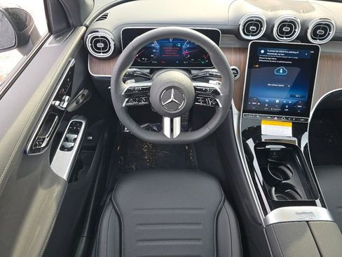 New 2026 Mercedes-Benz GLC 300 4MATIC image 25