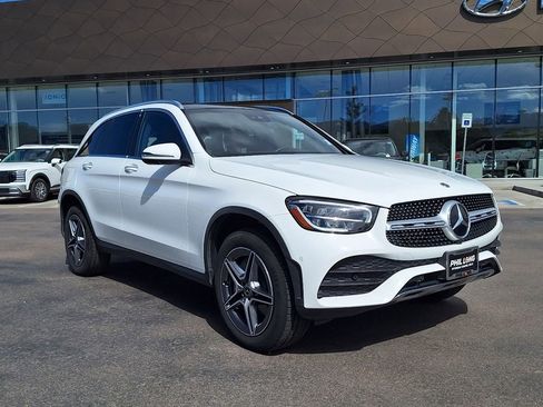 Used 2022 Mercedes-Benz GLC 300 4MATIC image 1