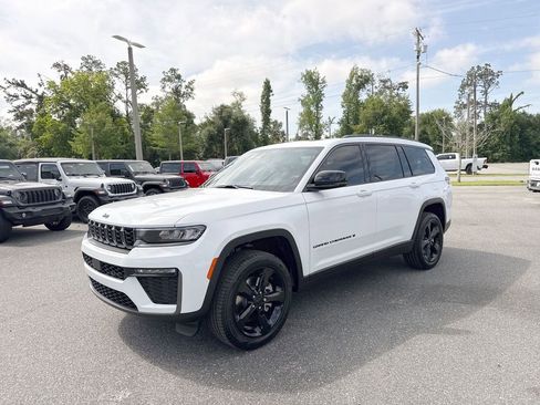 New 2026 Jeep Grand Cherokee L Limited AWD/4WD image 8