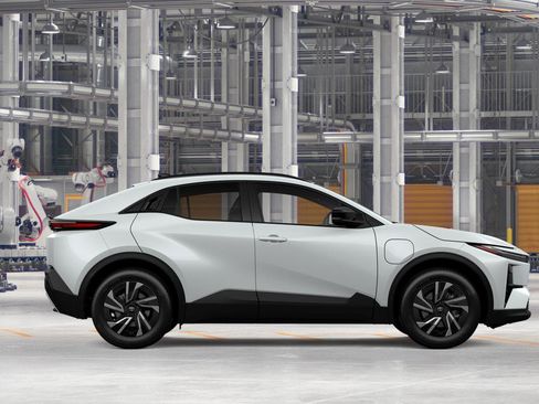 New 2026 Toyota C-HR AWD/4WD image 12