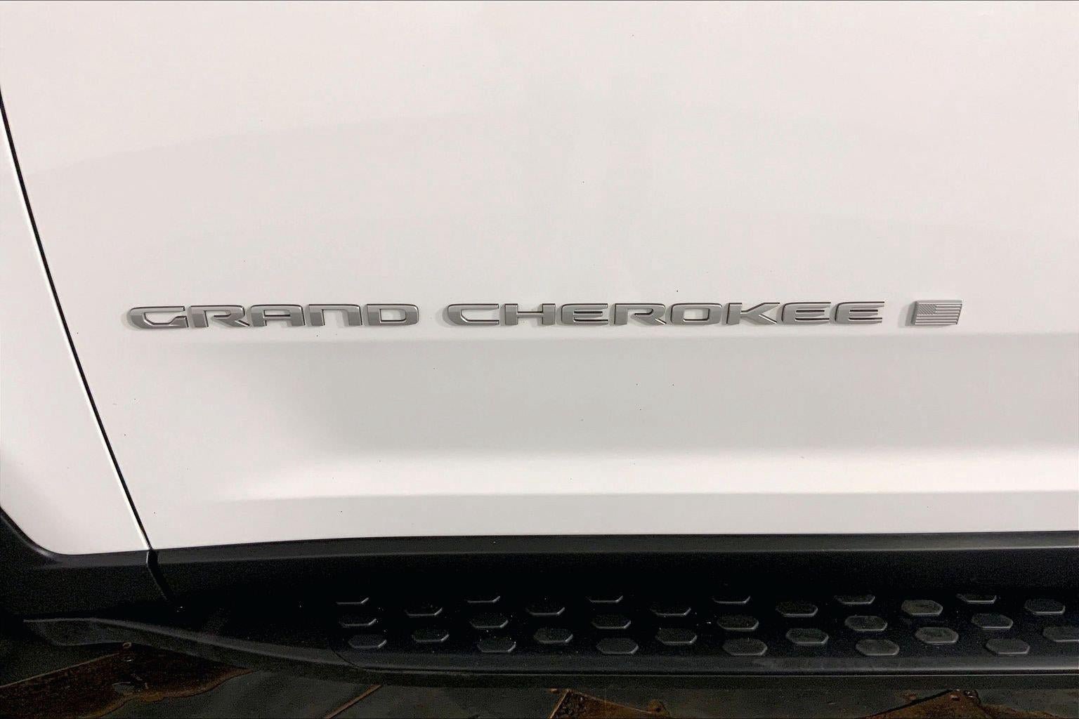 Used 2025 Jeep Grand Cherokee L Laredo w/ Luxury Tech Group I AWD/4WD image 8