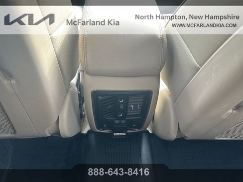 Used 2018 Jeep Grand Cherokee Overland image 21