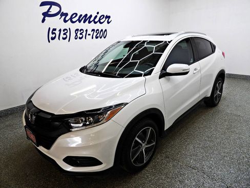 Used 2021 Honda HR-V EX image 1