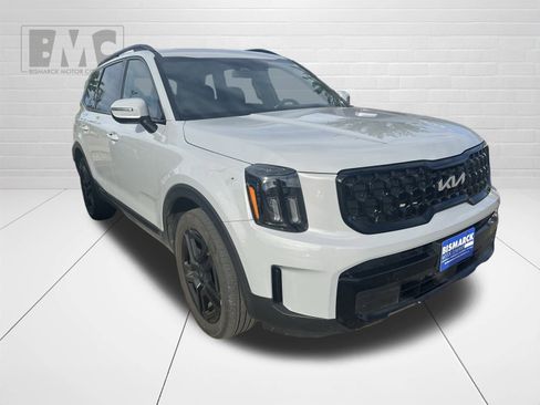 Used 2024 Kia Telluride EX X-Line image 3