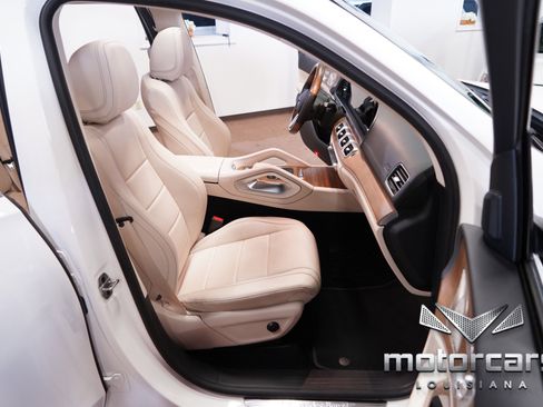 Used 2021 Mercedes-Benz GLS 450 4MATIC image 29