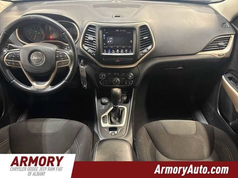 Used 2017 Jeep Cherokee Latitude image 33
