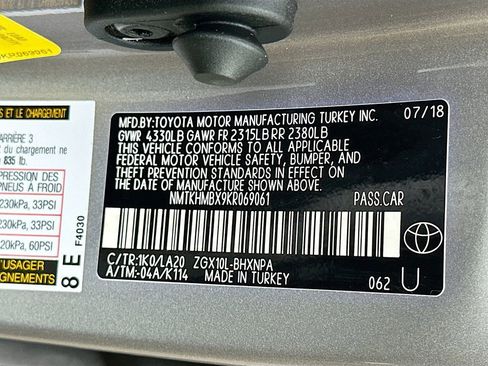 Used 2019 Toyota C-HR Limited image 30