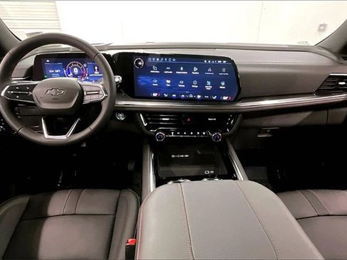 Used 2025 Chevrolet Tahoe RST w/ Comfort Package image 16