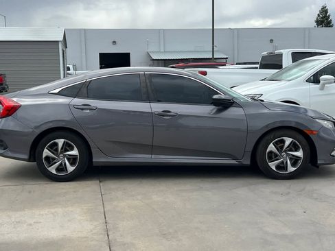Used 2019 Honda Civic LX image 9