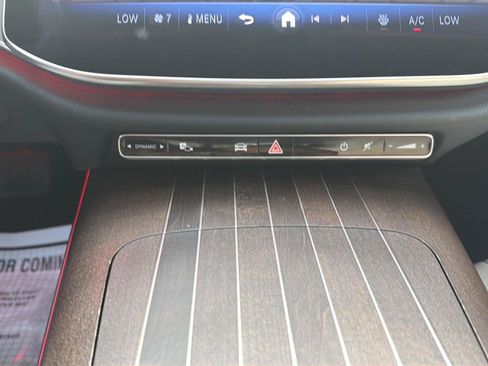 Used 2025 Mercedes-Benz E 350 4MATIC Sedan w/ Winter Package image 25