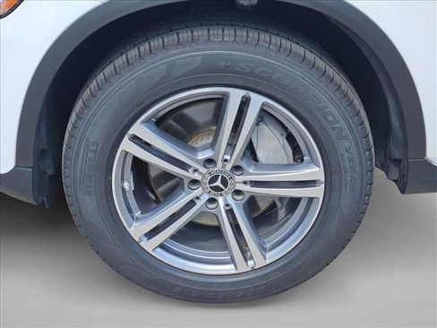 Used 2022 Mercedes-Benz GLC 300 image 22