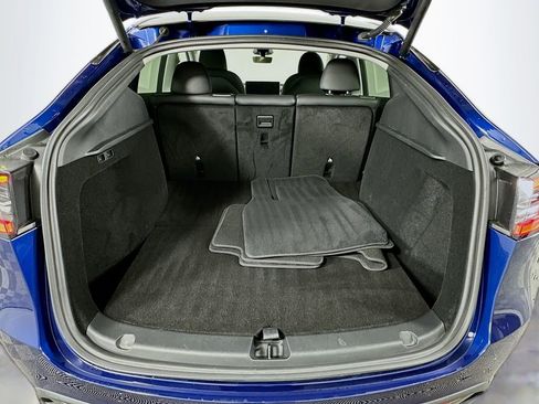 Used 2025 Tesla Model Y Long Range RWD image 26