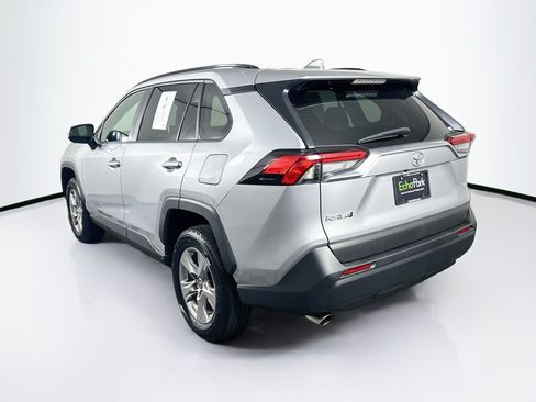Used 2025 Toyota RAV4 XLE FWD image 5