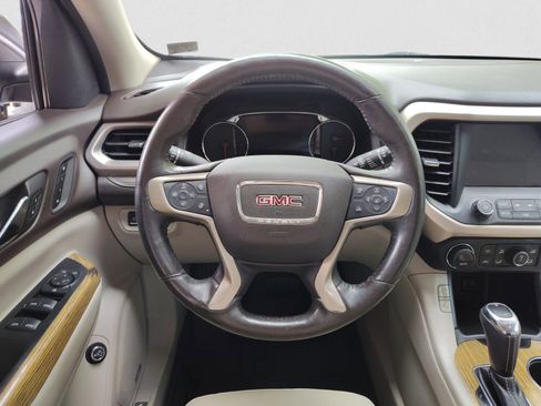 Used 2017 GMC Acadia Denali w/ Technology Package AWD/4WD image 15