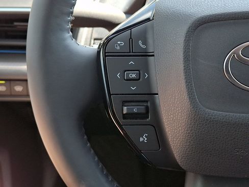 Used 2024 Toyota Prius XLE AWD/4WD image 21