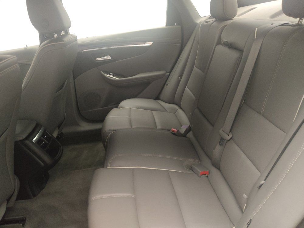Used 2015 Chevrolet Impala LTZ FWD image 18