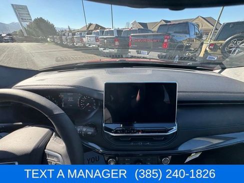 New 2026 Jeep Compass Latitude image 16