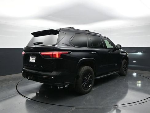 Used 2024 Toyota Sequoia Platinum w/ TRD Off-Road Package AWD/4WD image 8