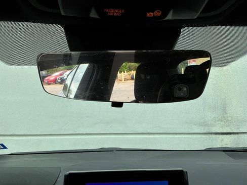 Used 2024 Toyota Corolla SE image 17