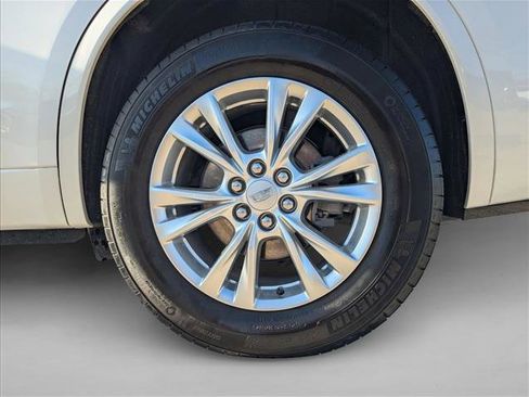 Certified 2022 Cadillac XT6 Luxury image 21