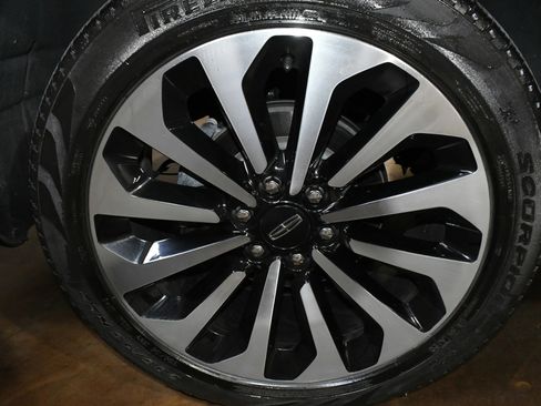 Used 2023 Lincoln Navigator Reserve image 67