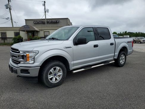 Used 2018 Ford F150 XLT image 2