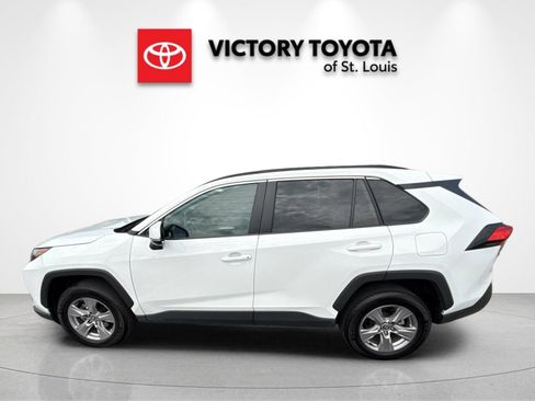 Used 2025 Toyota RAV4 XLE FWD image 6