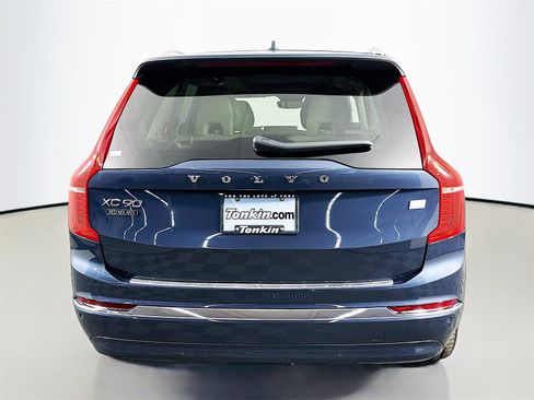 Used 2024 Volvo XC90 T8 Plus w/ Protection Package Premier image 6