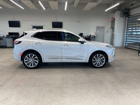 Certified 2024 Buick Envision Avenir AWD/4WD image 4